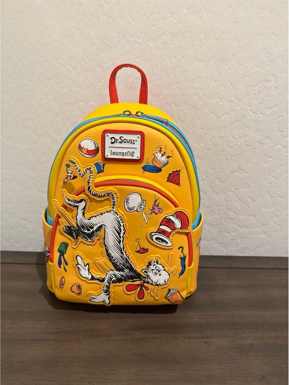 Loungefly Dr. Seuss The Cat In The Hat Falling Icons Mini Backpack NWT